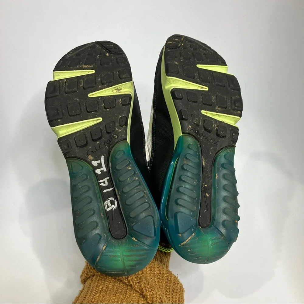 Nike Air Max‎ volt sneakers size 5 youth athletic activewear casual school shoes